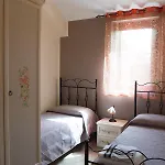 Amira Вилла Кустоначи