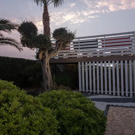 Amira Villa