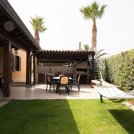 Amira Villa
